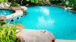 Are there any Advantages to a Fiberglass Swimming Pools?