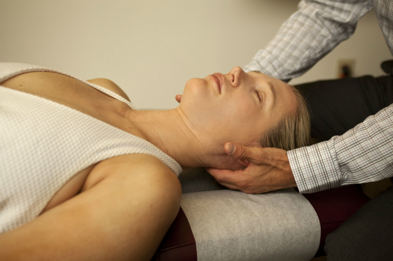 Suffering from Neck Pain in Stockbridge GA? A Visit to a Chiropractor Can Help!