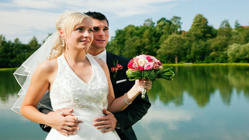 Common Mistakes to Avoid When Hiring Wedding Photography Services