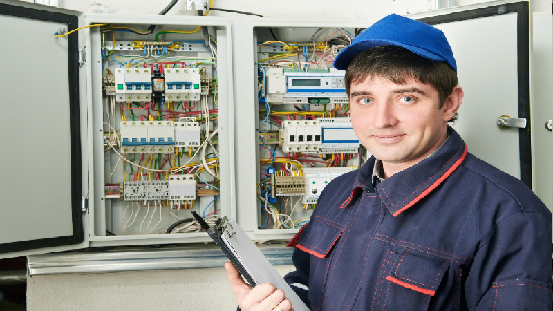 Reasons to Hire a Commercial Electrical Contractor in Newnan GA