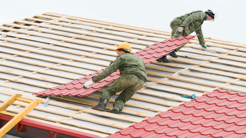 3 Signs that You Need Residential Roofing Service