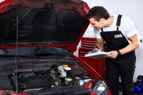 Locating the Right Auto Repair Shop After an Accident