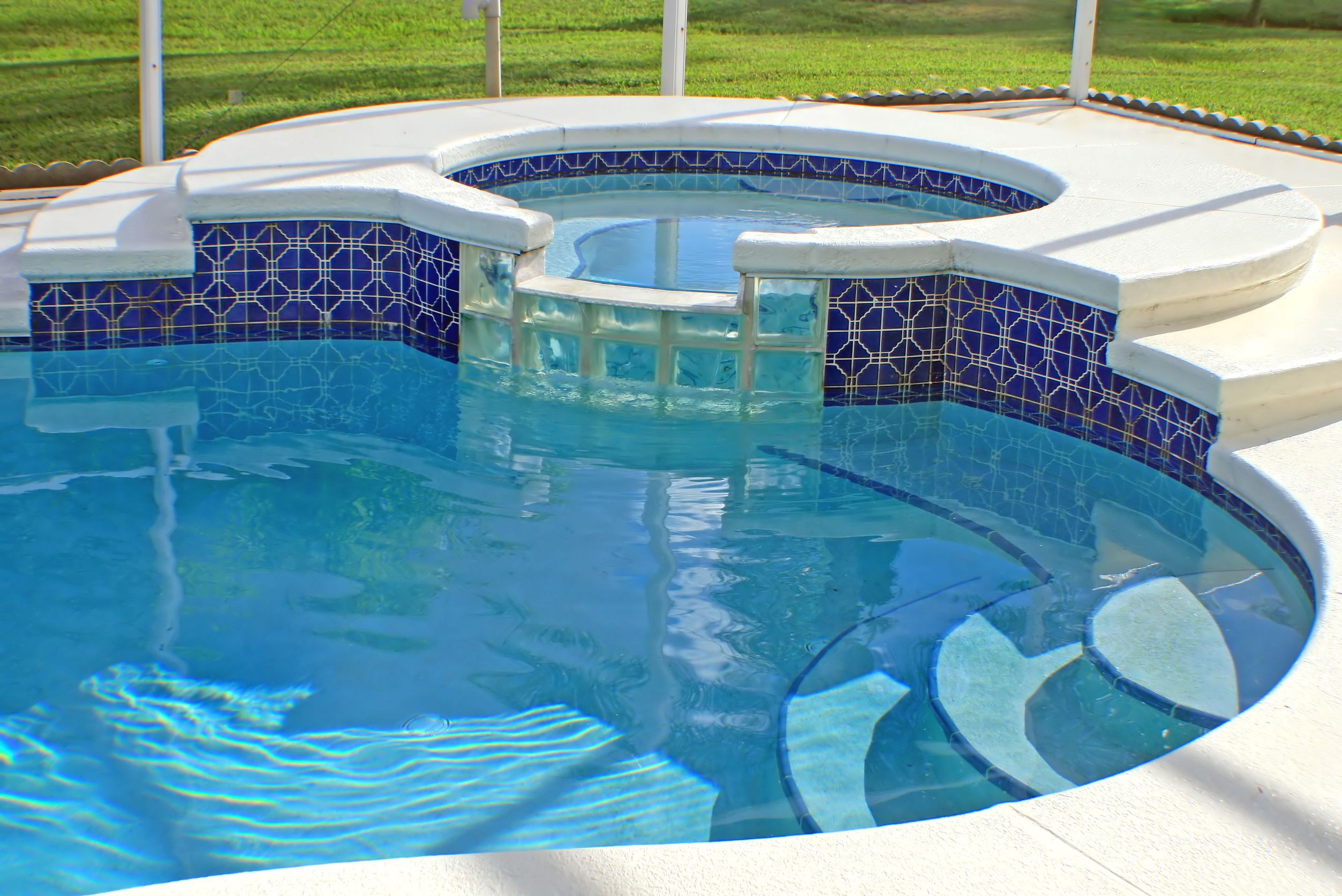 Options For Residential Pool Treatment