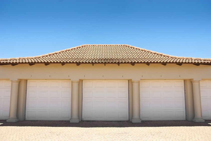 What Material Should You Choose for Your Garage Door?