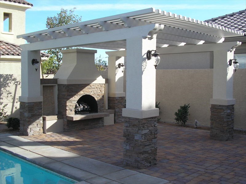 A Patio Contractor in Yorba Linda CA Can Construct an Area That’s Friendly to Pets and Humans Alike