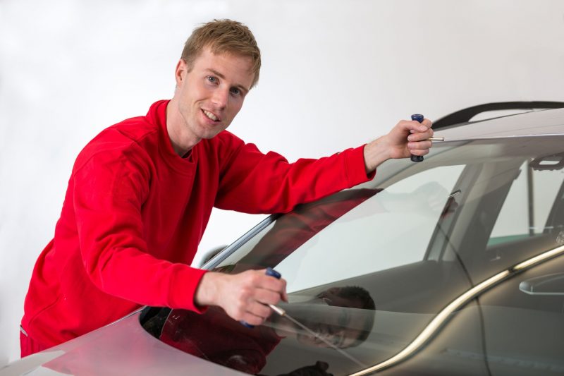 The Benefits Of Auto Glass Window Tinting In Rancho Cucamonga, CA