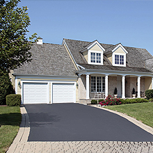 The Advantages of Driveway Sealcoating in Madison WI for Blacktop Pavement