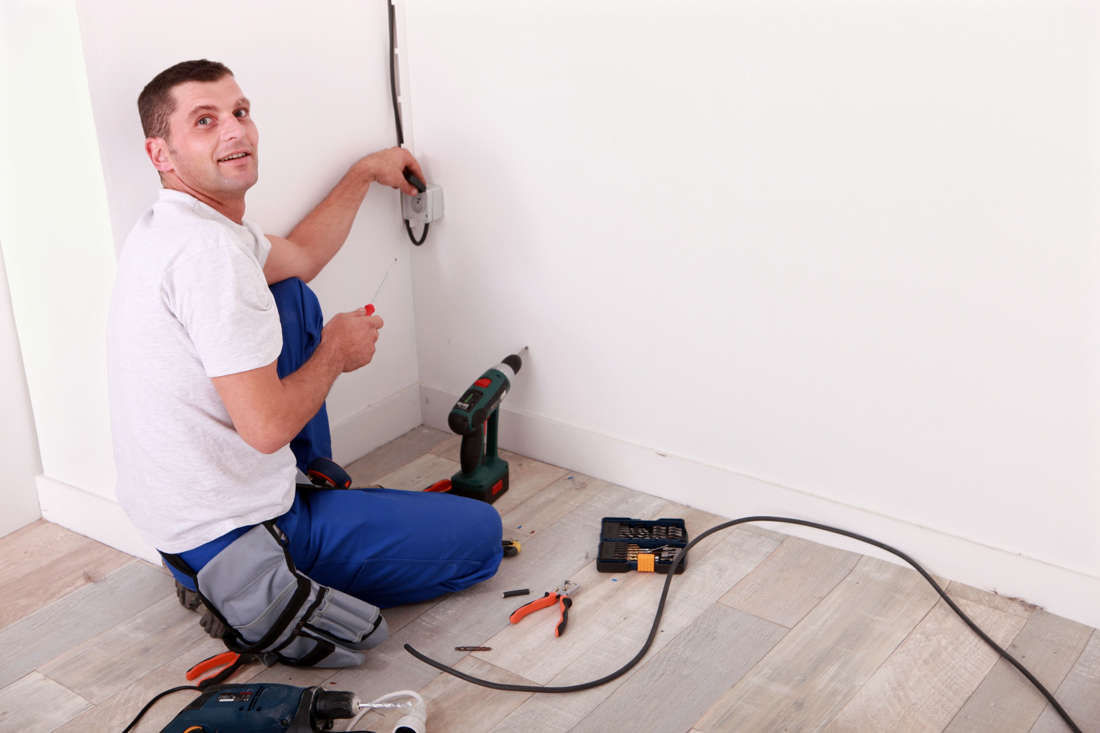 Signs it is Time to Call for Electrical Repairs in Salem OR