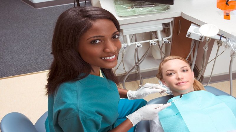 What A Dentist In Hattiesburg MS Knows About Protecting Teeth