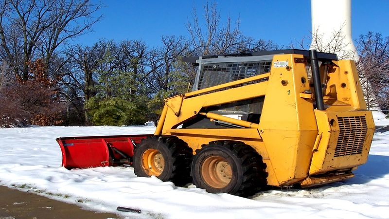 Having a Detachable Snow Plow Dealer in PA Makes Life Easier for Area Residents