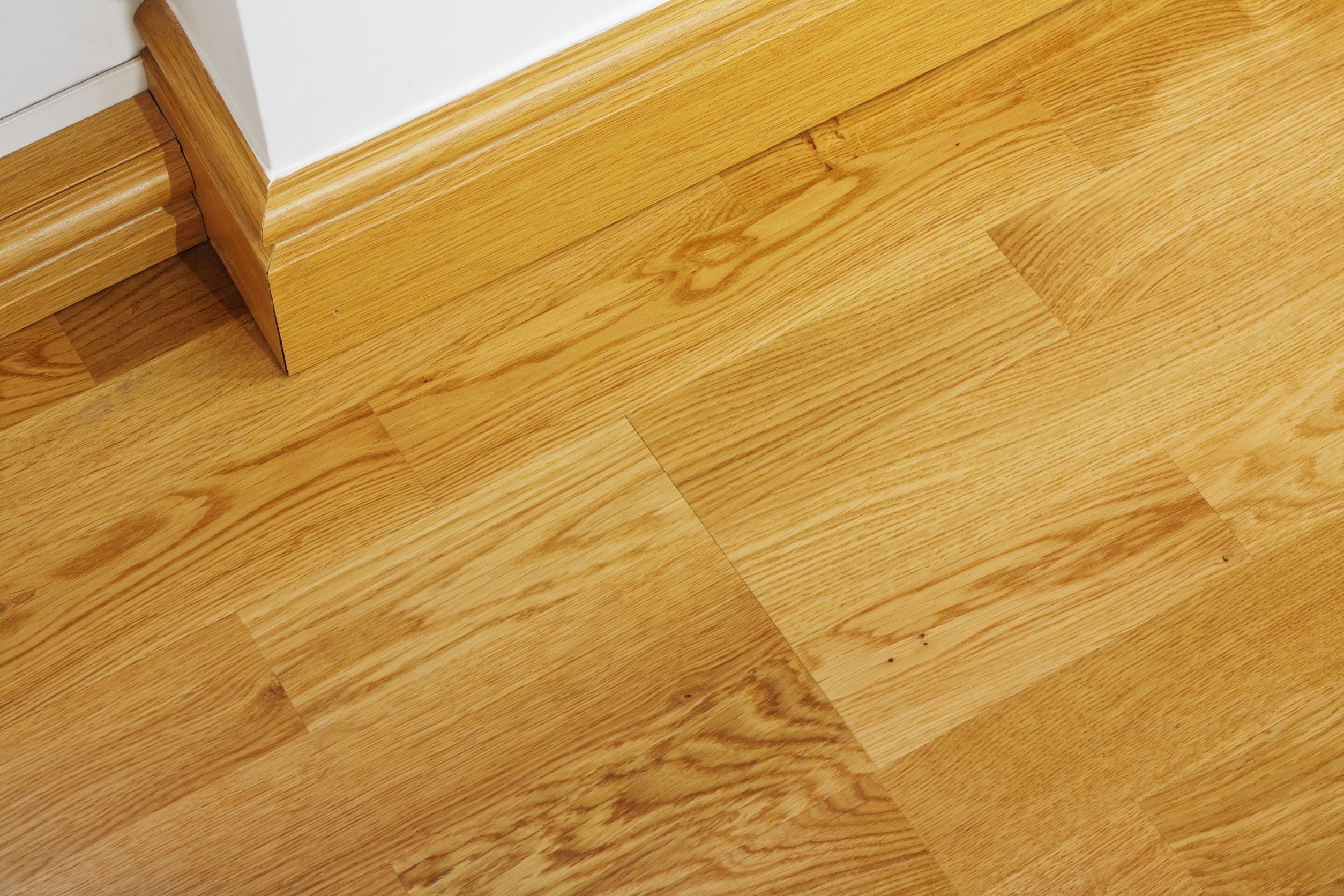 What Color Should You Choose for Your Hardwood Floors in Escondido, CA?