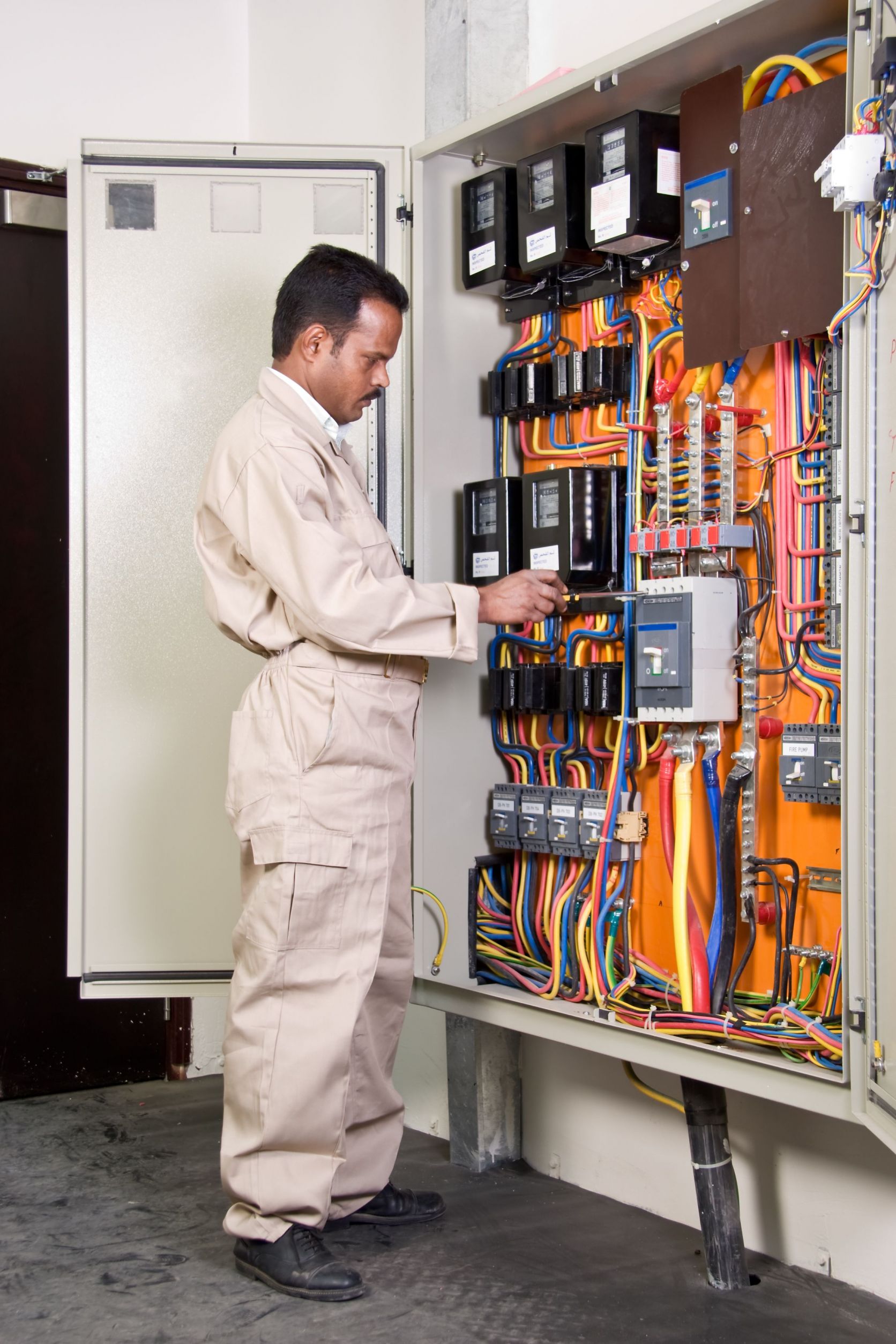 Repair Issues That Should Be Handled By Experienced Electrical Services in Keizer OR