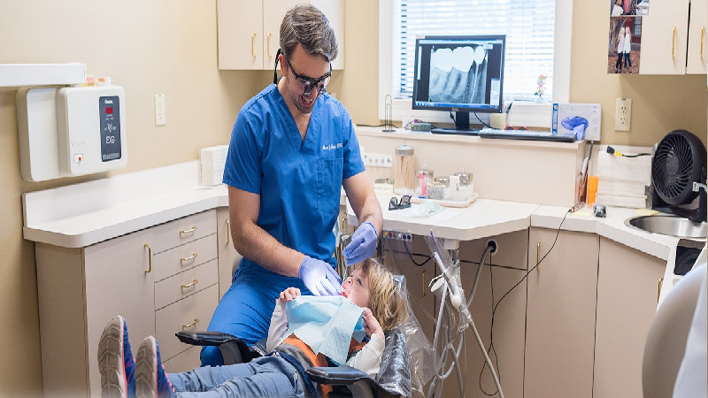 Knowing When You’ve Waited Too Long To Go To a Dentist Near Cabot AR