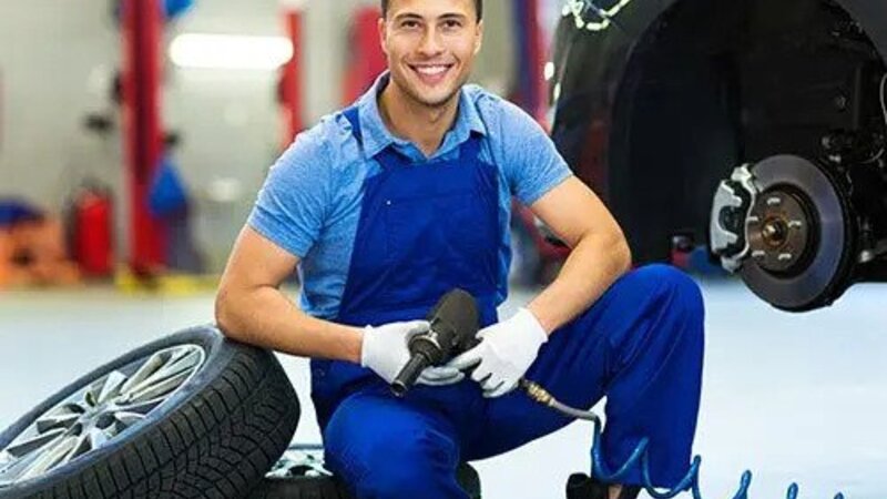 Choosing an Auto Shop in Surprise AZ: 4 Key Considerations