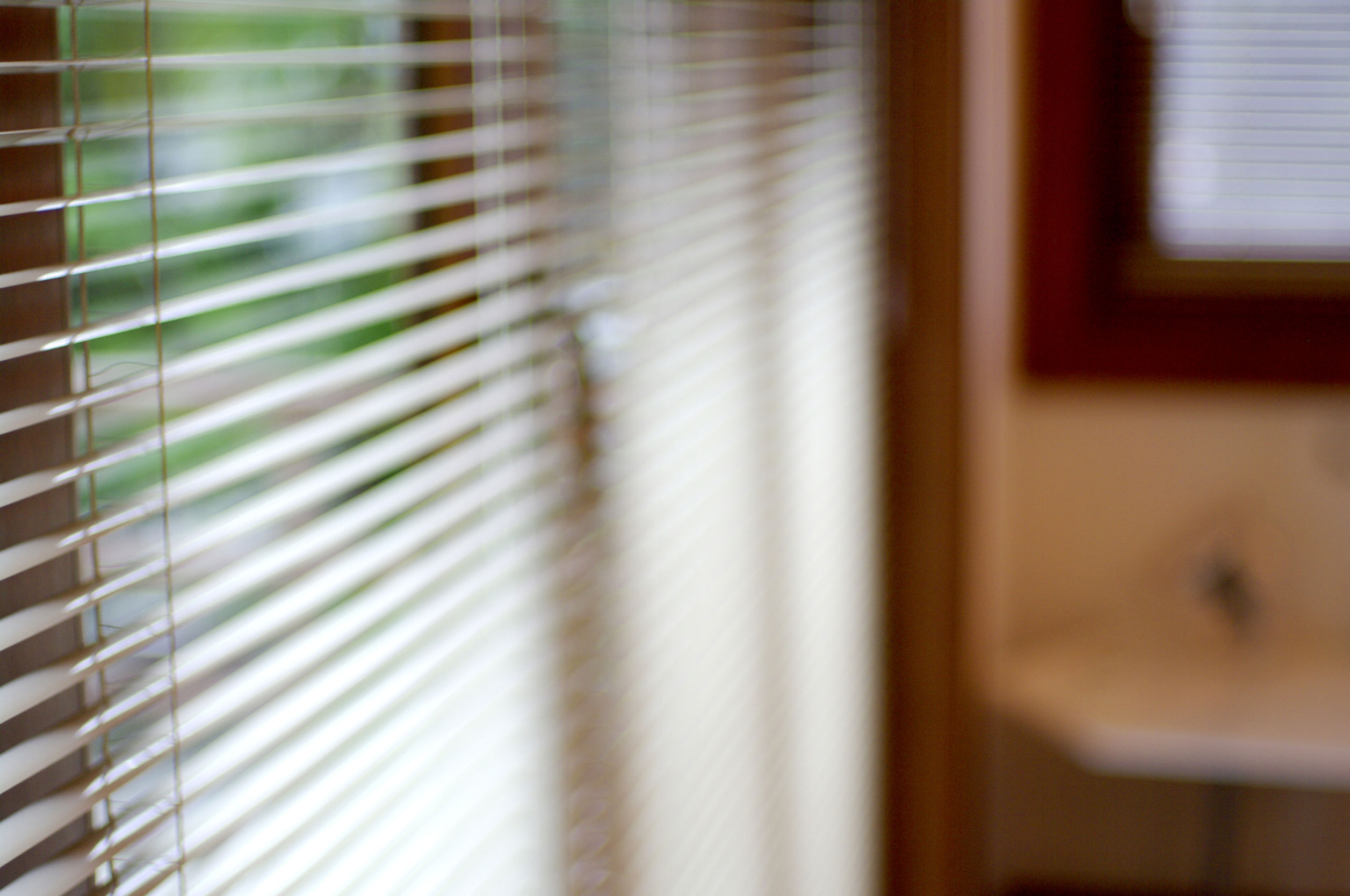 Choosing Automatic Blinds in Travis County, TX Is Smart for Numerous Reasons